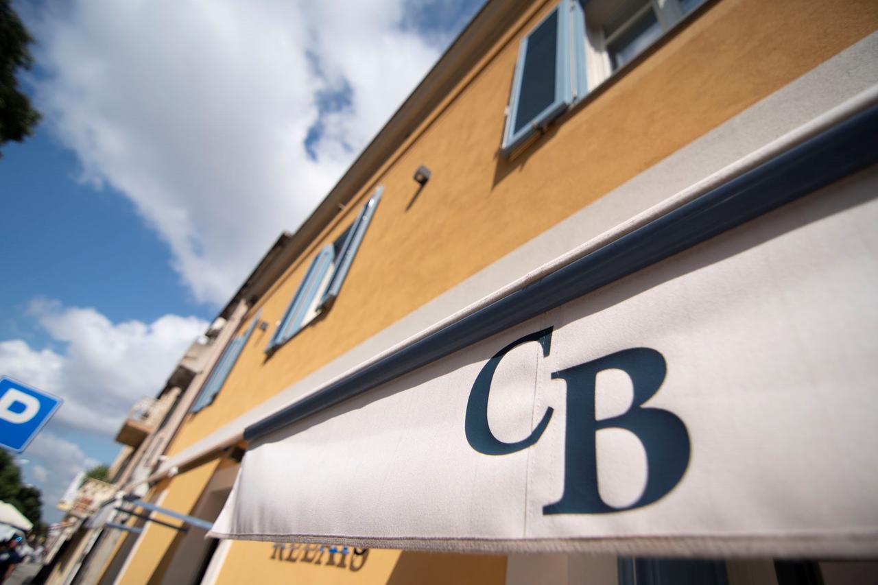 Cafe Bleu Relais Hotel Sassari Buitenkant foto